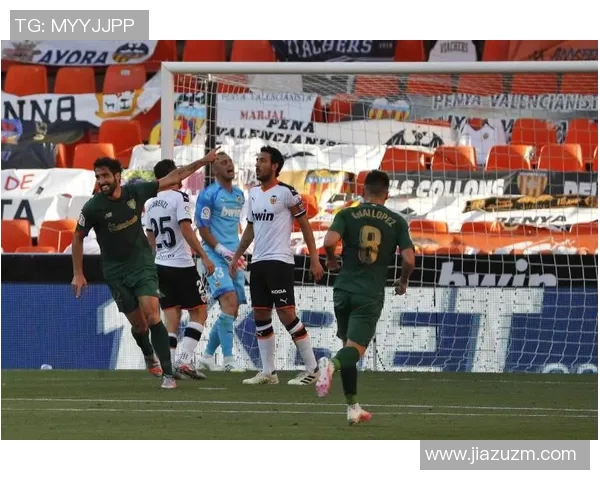 塞维利亚客场2-0完胜毕尔巴鄂去年亚军上赛季连续10轮不败