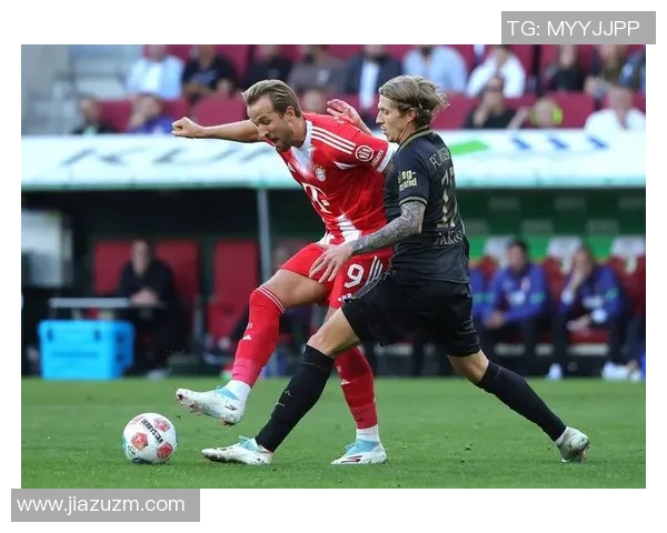 奥格斯堡胜汉堡，领先优势扩大